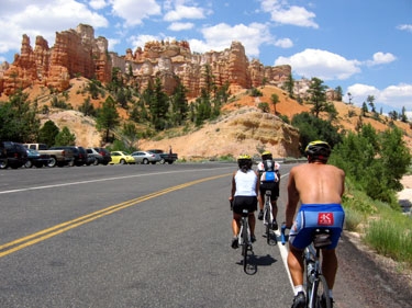 approaching the last climb leading to bryce canyon, UT
